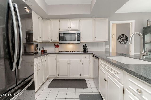 4735 Springbrook Drive, Toledo, OH 43615