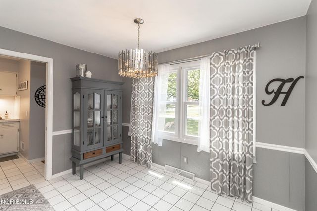 4735 Springbrook Drive, Toledo, OH 43615
