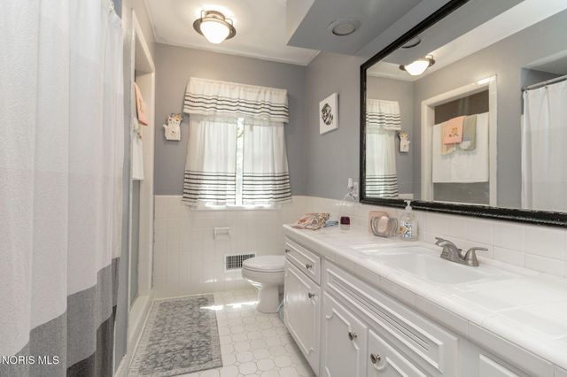 4735 Springbrook Drive, Toledo, OH 43615