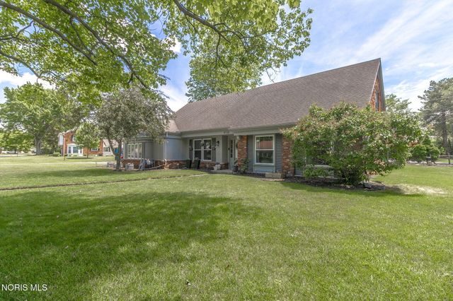 4735 Springbrook Drive, Toledo, OH 43615