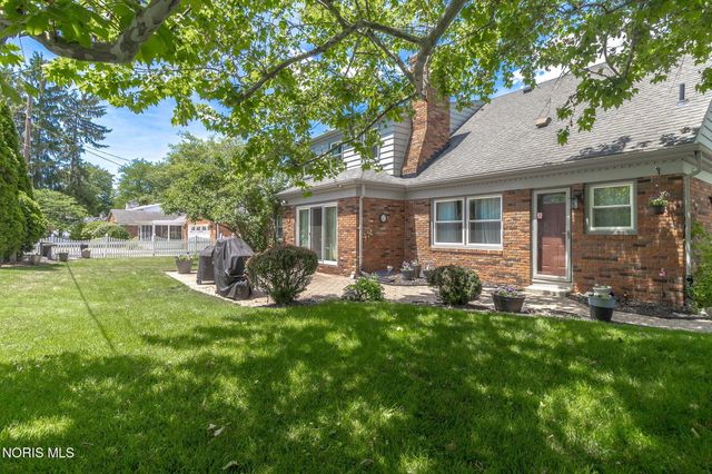 4735 Springbrook Drive, Toledo, OH 43615