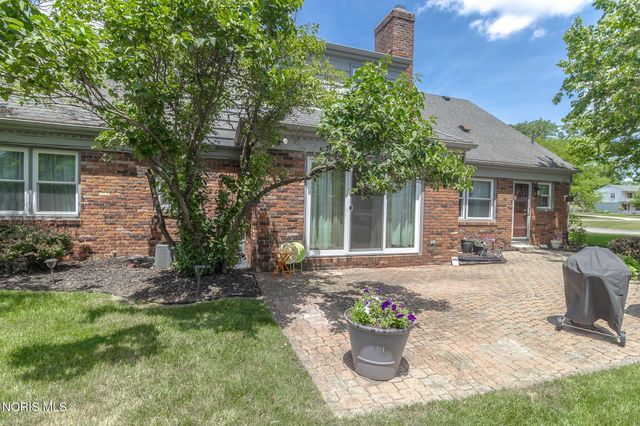 4735 Springbrook Drive, Toledo, OH 43615