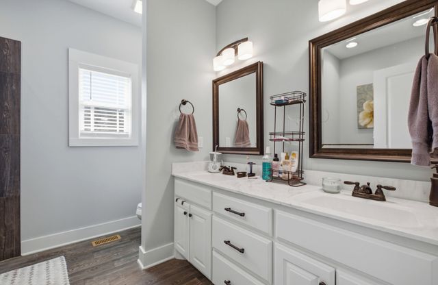 174 Fieldstone Ln, Springfield, TN 37172