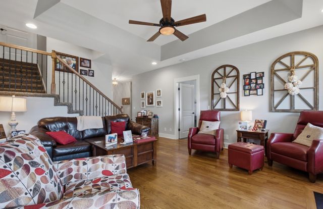 174 Fieldstone Ln, Springfield, TN 37172