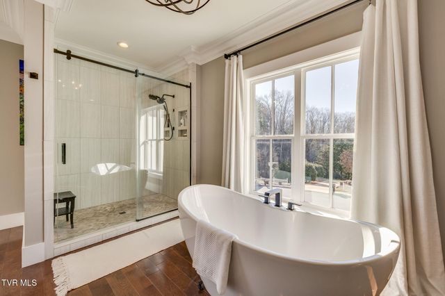 2125 Saint Erics Court, Kingsport, TN 37660