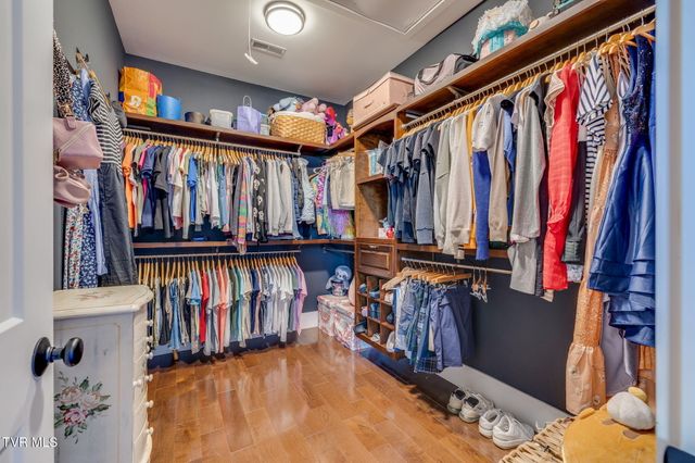 2125 Saint Erics Court, Kingsport, TN 37660