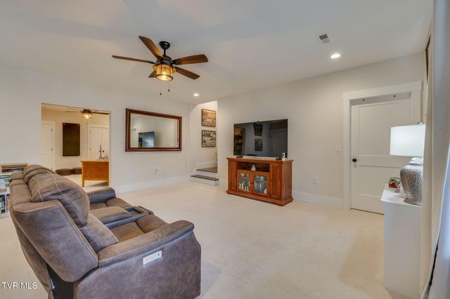 2125 Saint Erics Court, Kingsport, TN 37660