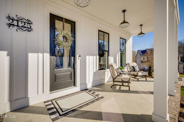 2125 Saint Erics Court, Kingsport, TN 37660