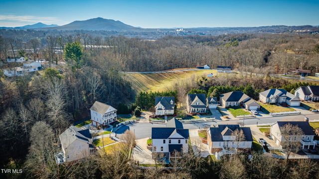 2125 Saint Erics Court, Kingsport, TN 37660