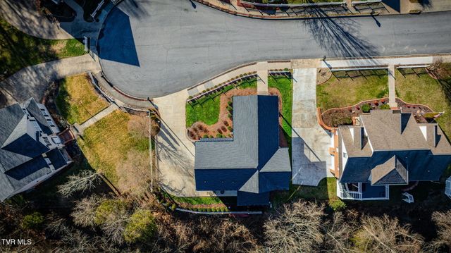 2125 Saint Erics Court, Kingsport, TN 37660