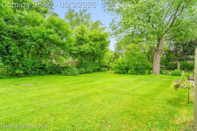 30624 Krauter Street, Garden City, MI 48135