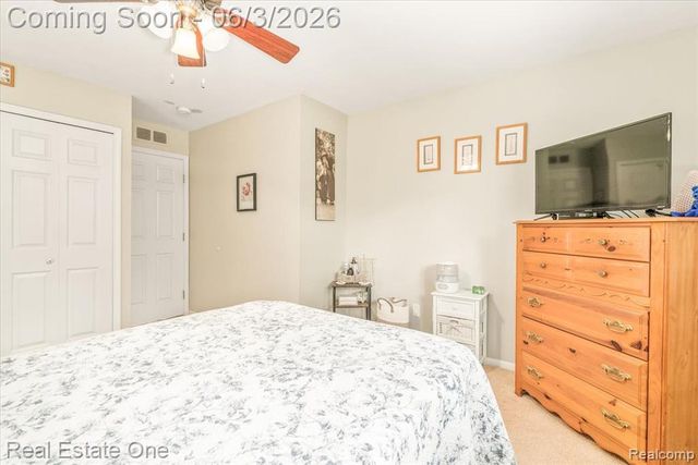 30624 Krauter Street, Garden City, MI 48135