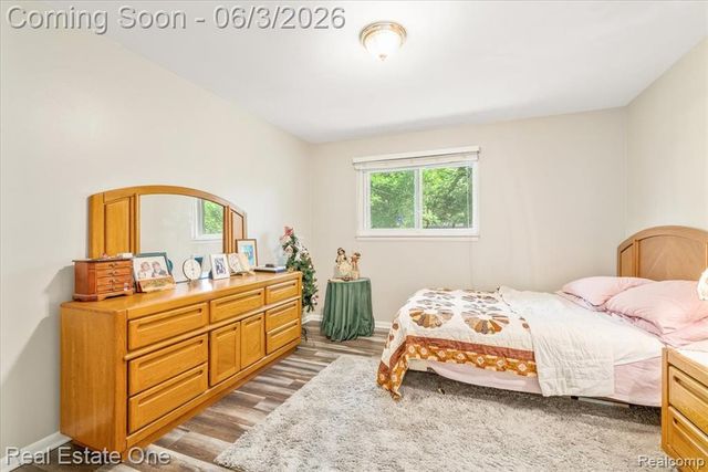 30624 Krauter Street, Garden City, MI 48135