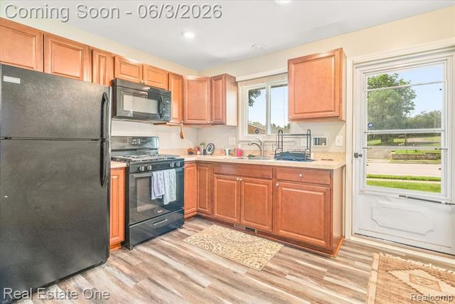 30624 Krauter Street, Garden City, MI 48135