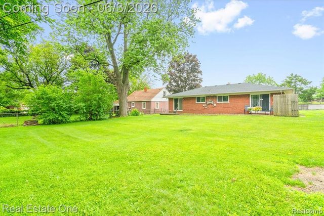 30624 Krauter Street, Garden City, MI 48135