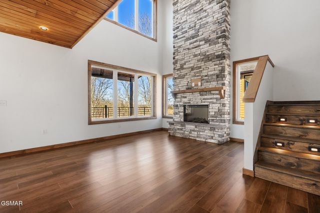 1345 Reedmont Way, Sevierville, TN 37876