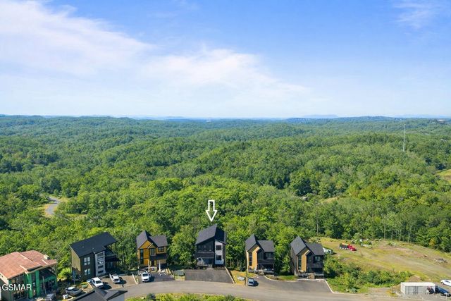 1345 Reedmont Way, Sevierville, TN 37876