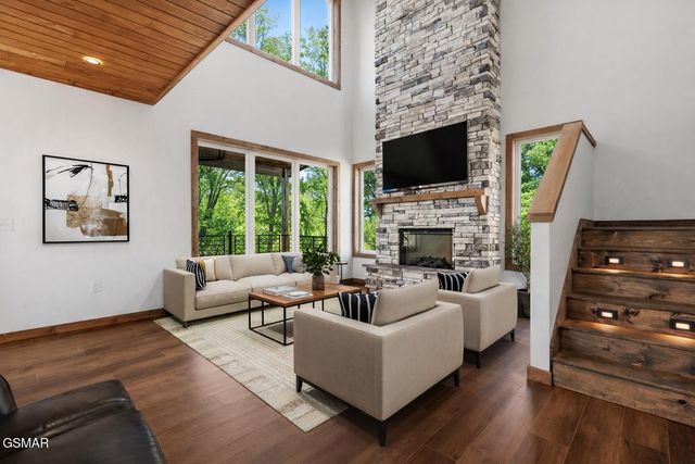 1345 Reedmont Way, Sevierville, TN 37876