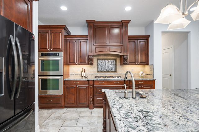 613 SAXET TRL, Spring Branch, TX 78070