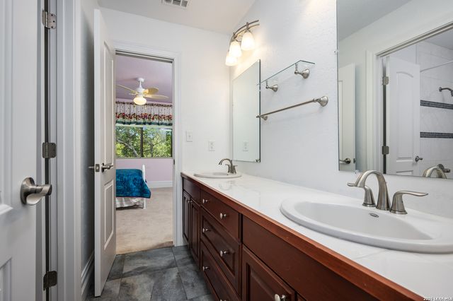 613 SAXET TRL, Spring Branch, TX 78070