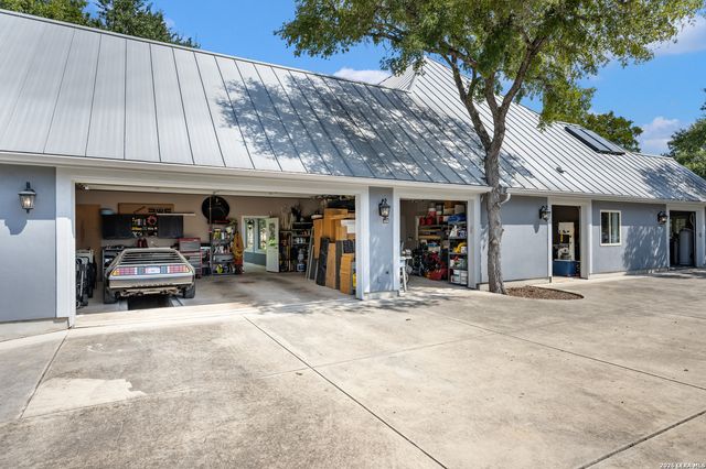 613 SAXET TRL, Spring Branch, TX 78070