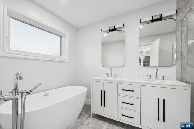138 Fairview Avenue, Bergenfield, NJ 07621