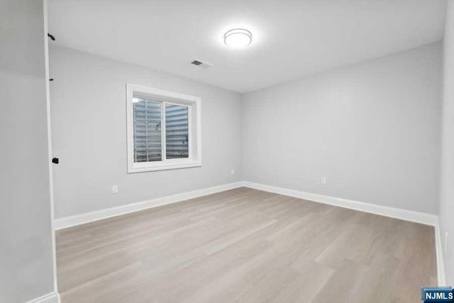 138 Fairview Avenue, Bergenfield, NJ 07621