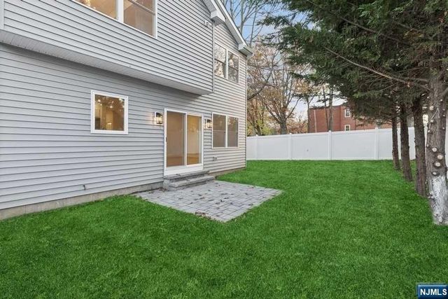 138 Fairview Avenue, Bergenfield, NJ 07621