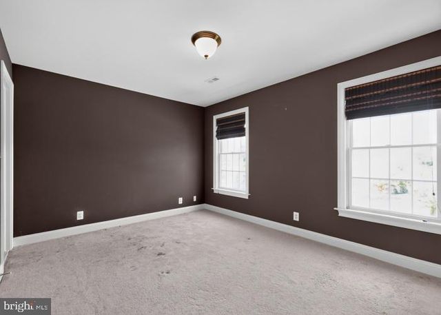 2098 DEEP MEADOW LN, Lansdale, PA 19446