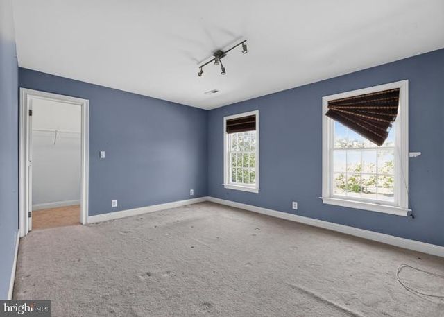 2098 DEEP MEADOW LN, Lansdale, PA 19446