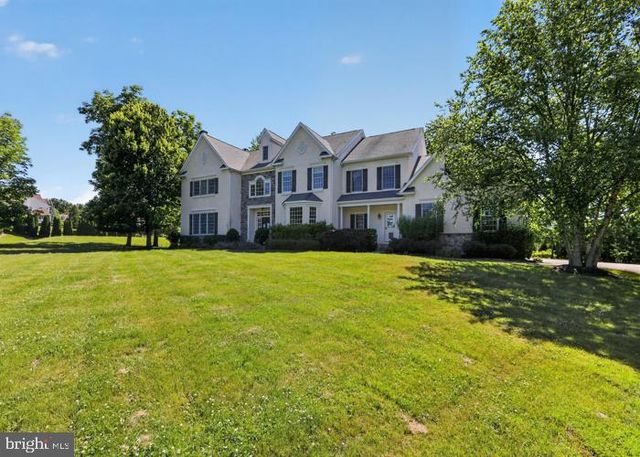 2098 DEEP MEADOW LN, Lansdale, PA 19446