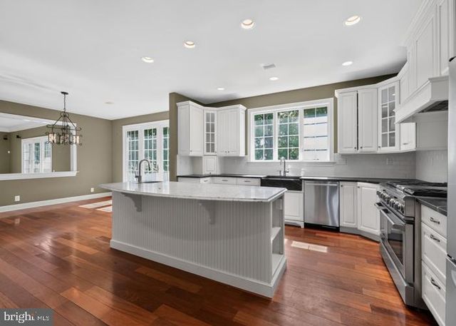 2098 DEEP MEADOW LN, Lansdale, PA 19446