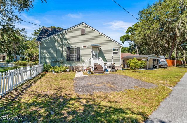 2101 Wilson Drive, Beaufort, SC 29902
