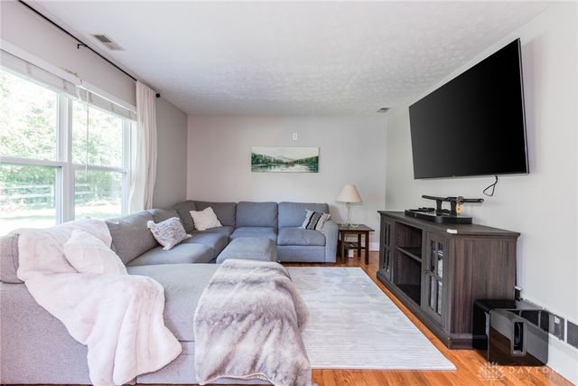 71 Lakeview Drive, Franklin, OH 45005