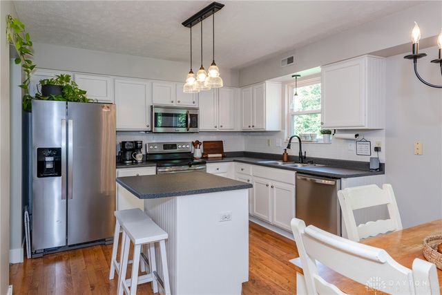 71 Lakeview Drive, Franklin, OH 45005