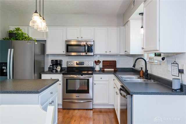 71 Lakeview Drive, Franklin, OH 45005