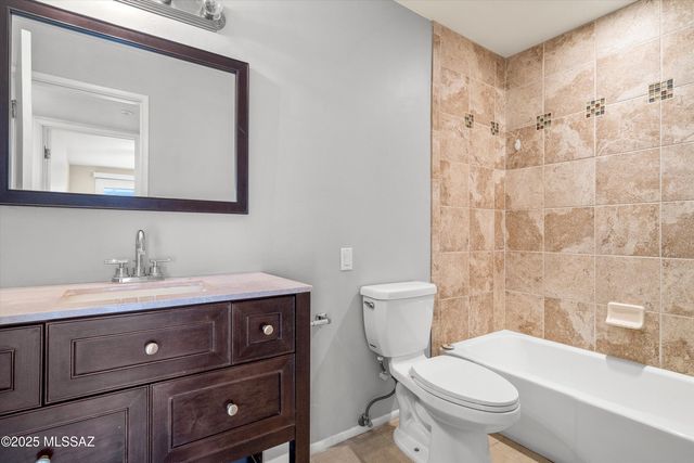 4458 E Fort Lowell Road, Tucson, AZ 85712