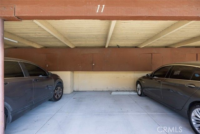 1000 W MacArthur Boulevard 11, Santa Ana, CA 92707