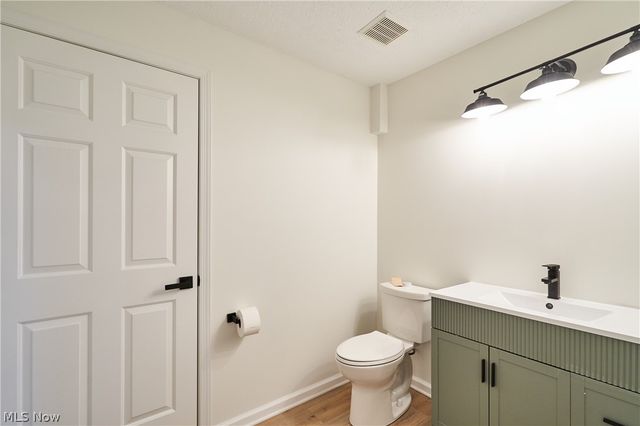 526 Paolo Circle NW, Canton, OH 44709