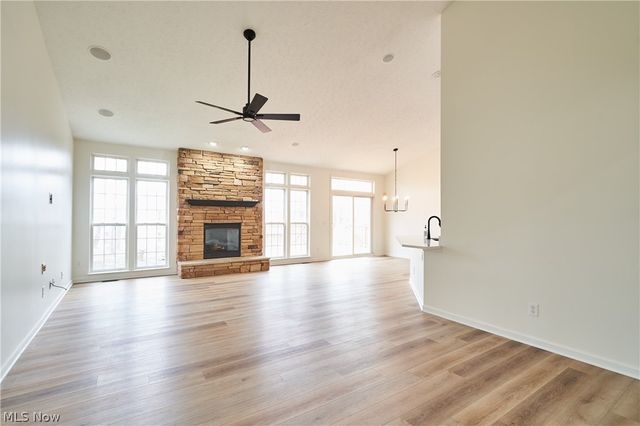 526 Paolo Circle NW, Canton, OH 44709