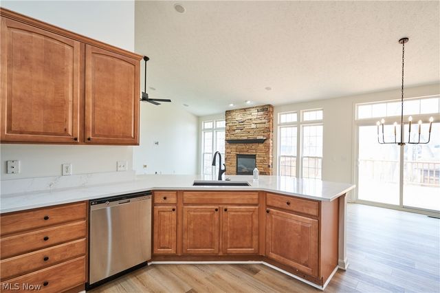 526 Paolo Circle NW, Canton, OH 44709