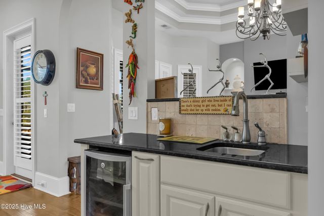 6239 Castlebrook Way SW, Ocean Isle Beach, NC 28469