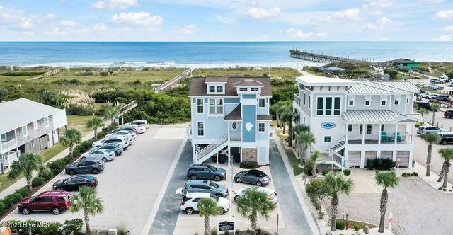 6239 Castlebrook Way SW, Ocean Isle Beach, NC 28469