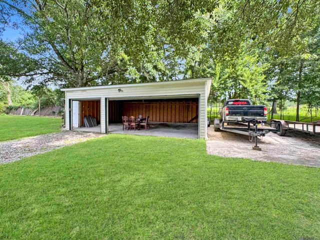 40467 Jason Kinchen Ln, Gonzales, LA 70737