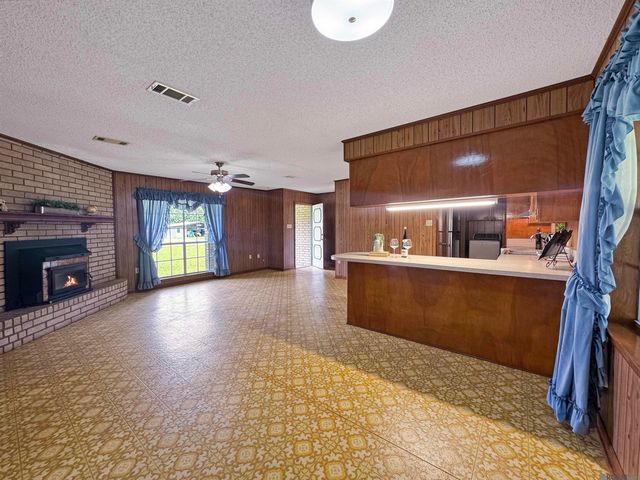 40467 Jason Kinchen Ln, Gonzales, LA 70737