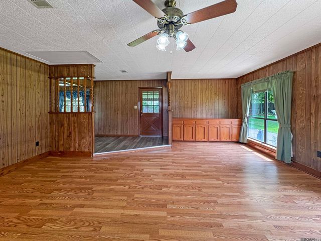 40467 Jason Kinchen Ln, Gonzales, LA 70737