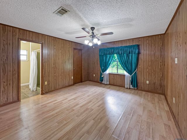 40467 Jason Kinchen Ln, Gonzales, LA 70737