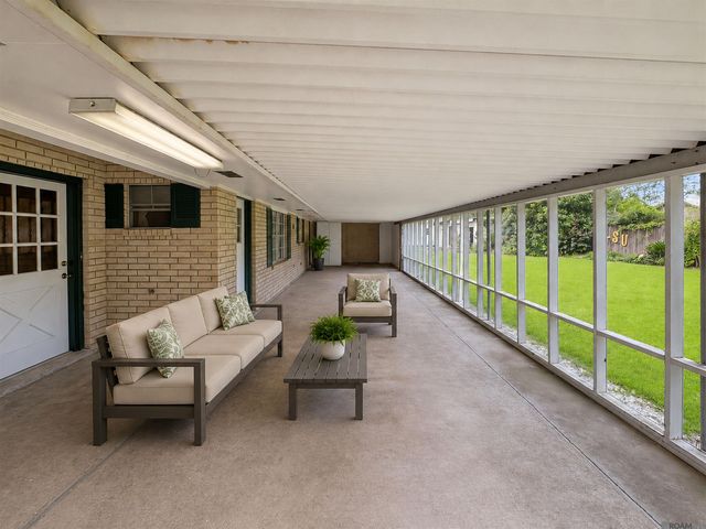 40467 Jason Kinchen Ln, Gonzales, LA 70737