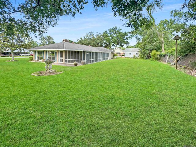 40467 Jason Kinchen Ln, Gonzales, LA 70737