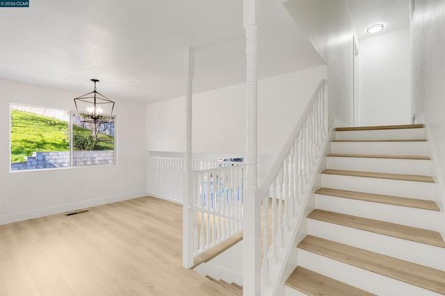 18 Danridge Ct, Antioch, CA 94509